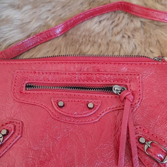 New Crossbody Bag - Picture 2 of 6